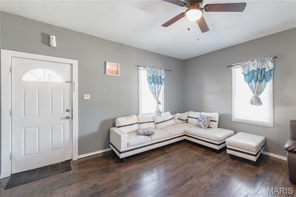 3702 Garnier Street Property Photo 4