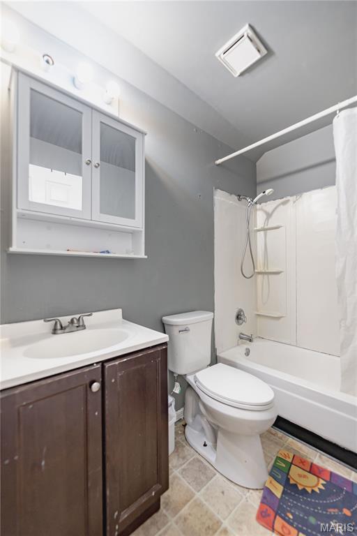 3702 Garnier Street Property Photo 27