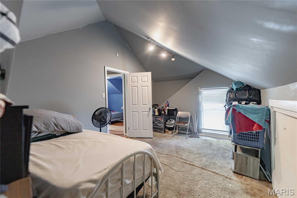 3702 Garnier Street Property Photo 30