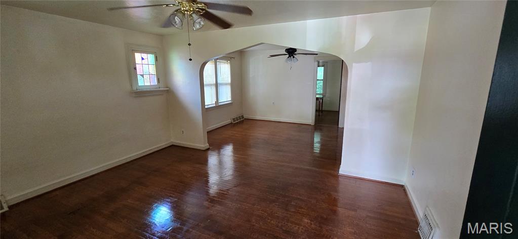 1468 70th Street Property Photo 4