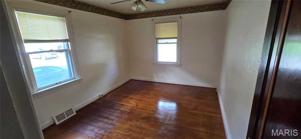 1468 70th Street Property Photo 12