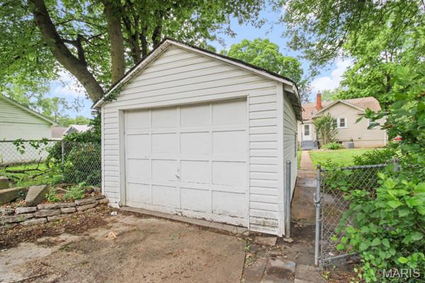 402 N Taylor Avenue Property Photo 56