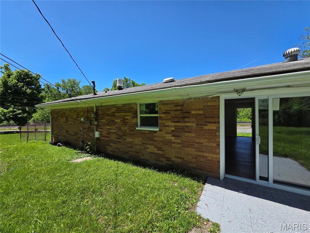 4 Hi Pointe Drive Property Photo 3