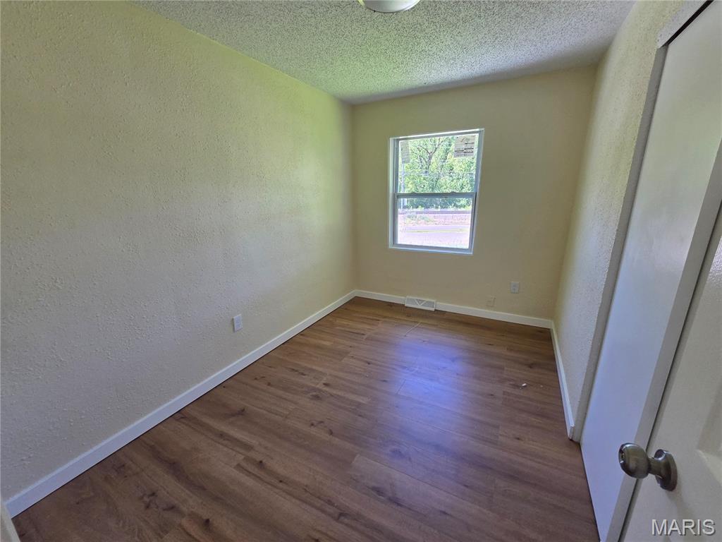 4 Hi Pointe Drive Property Photo 11