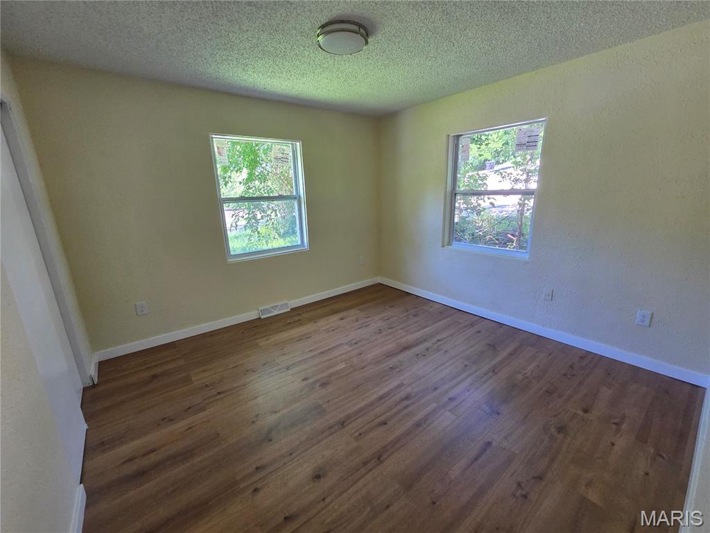 4 Hi Pointe Drive Property Photo 12