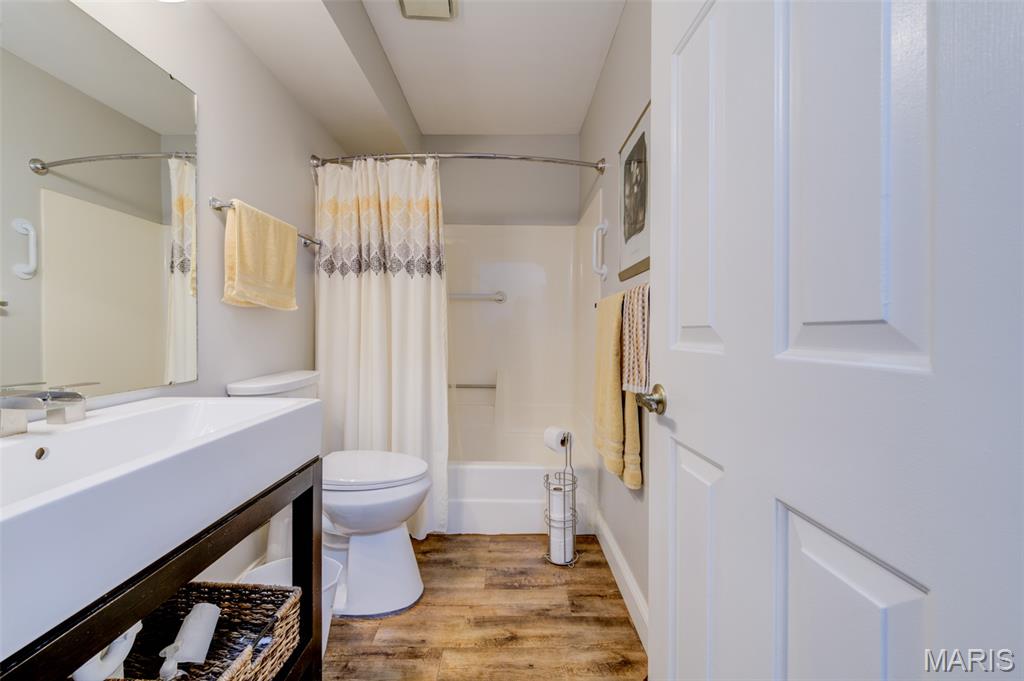 1308 Glendale Gardens Drive A Property Photo 22