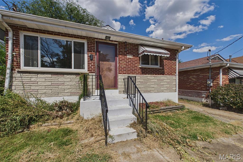 113 E Cartwright Avenue Property Photo 3