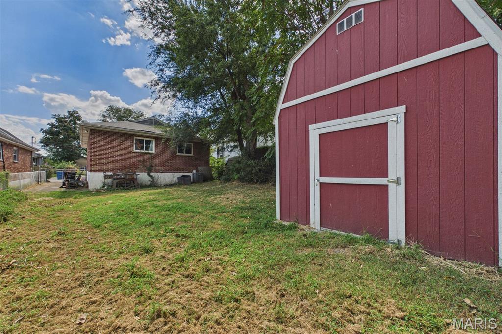 113 E Cartwright Avenue Property Photo 7