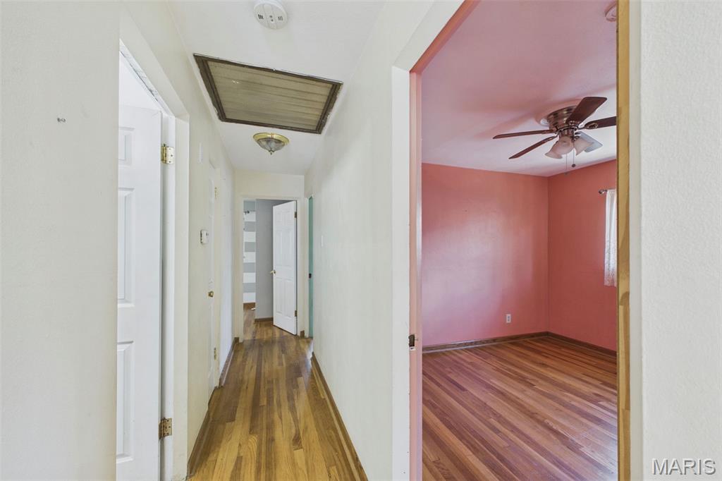113 E Cartwright Avenue Property Photo 12