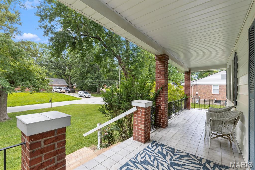 1531 Twillman Avenue Property Photo 4
