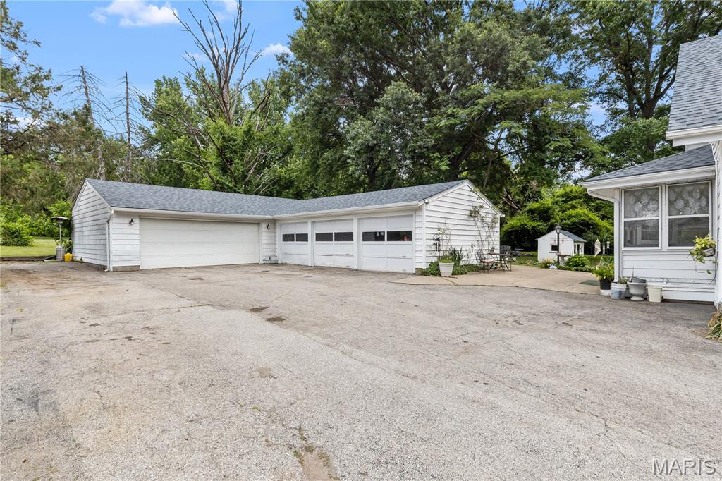 1531 Twillman Avenue Property Photo 29