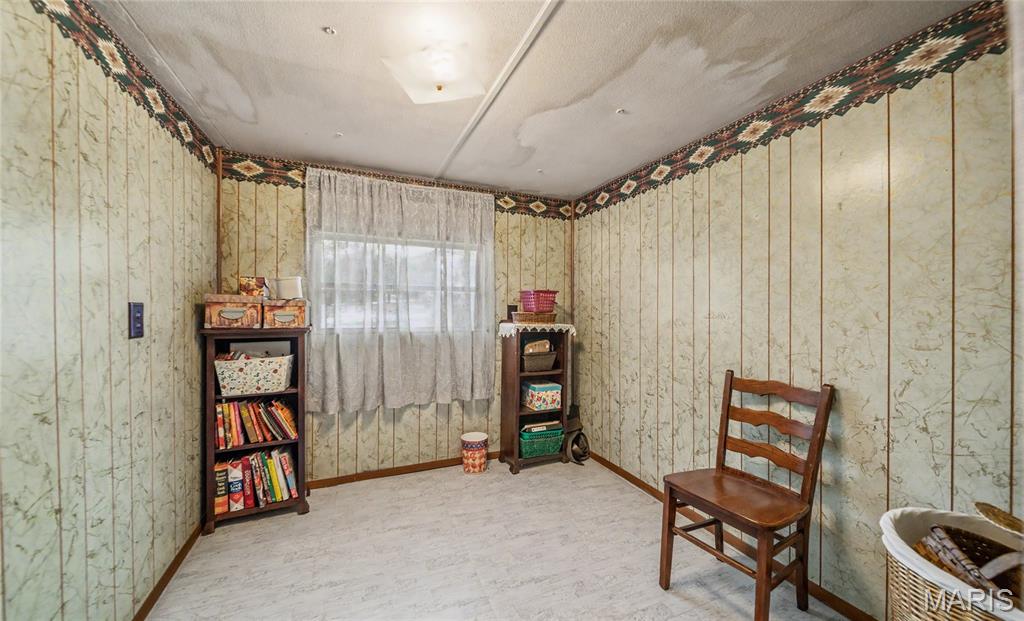 425 Eisenhower Street Property Photo 11