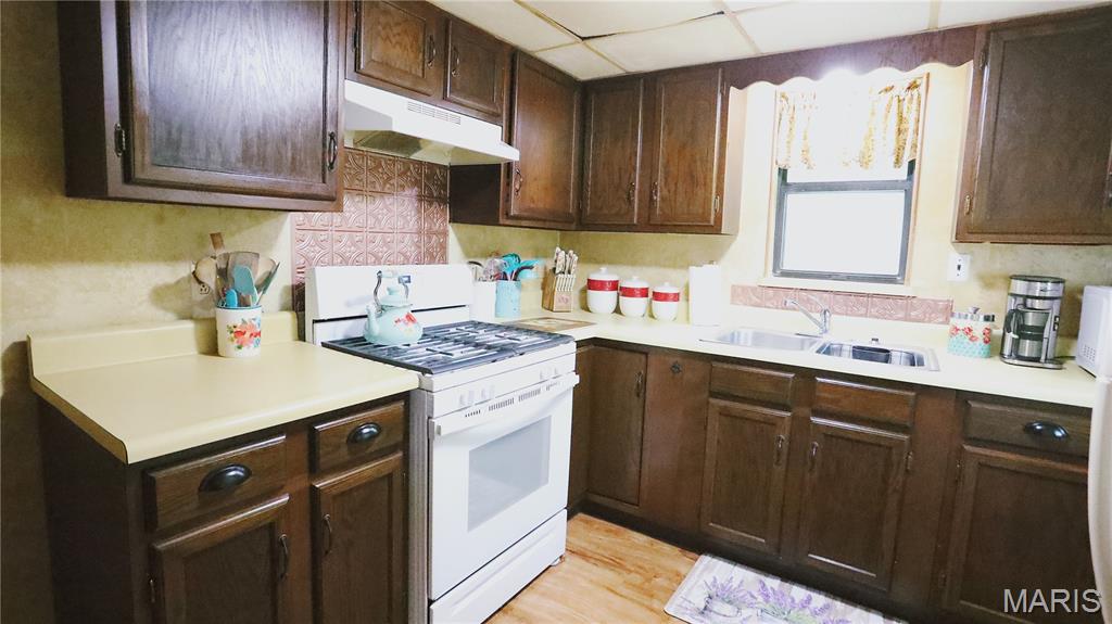 425 Eisenhower Street Property Photo 17