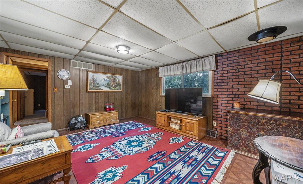 425 Eisenhower Street Property Photo 17