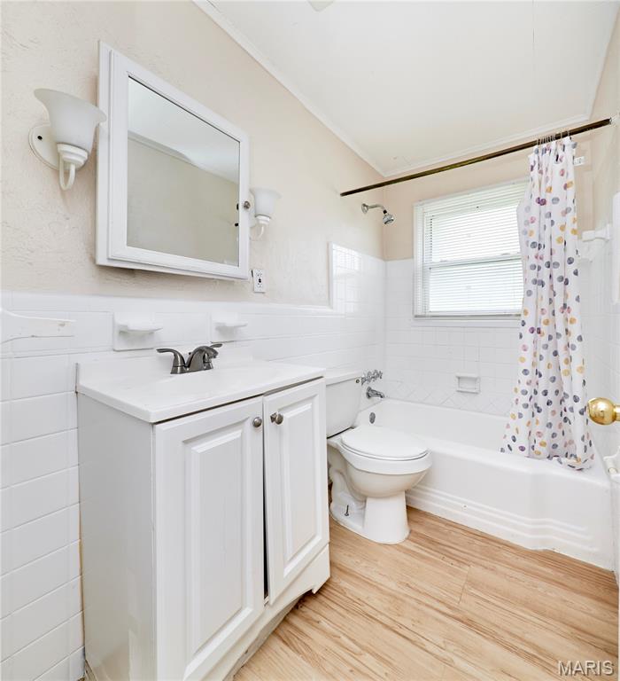 7536 Eunice Avenue Property Photo 7