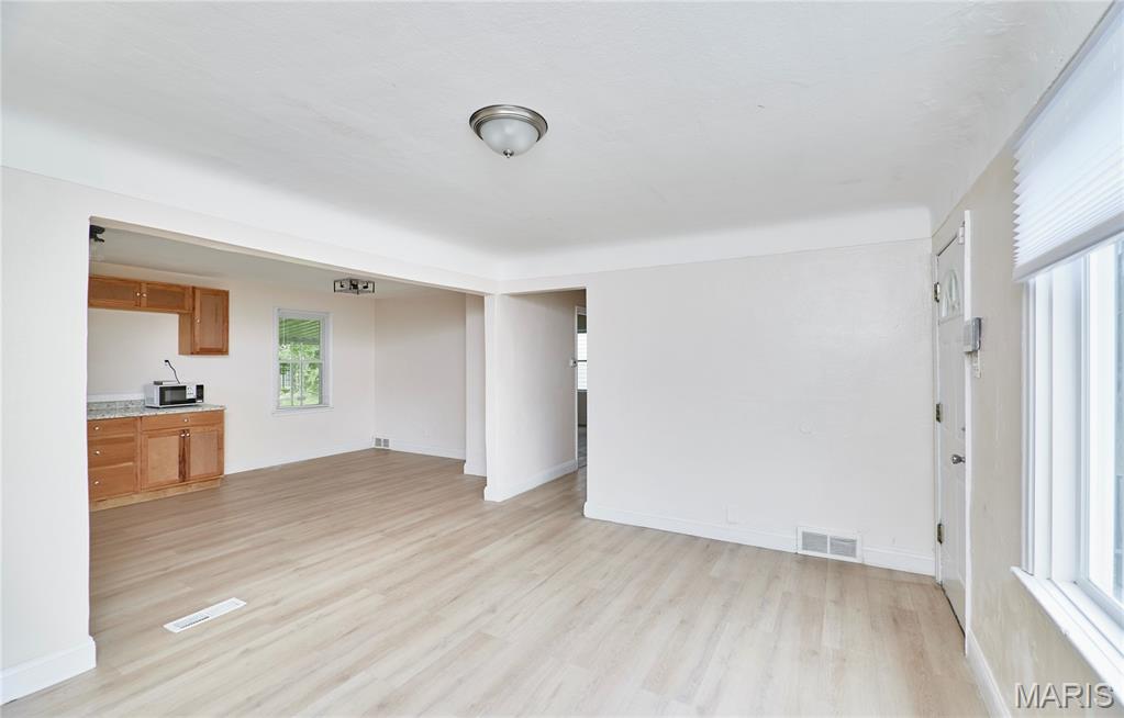 7536 Eunice Avenue Property Photo 10