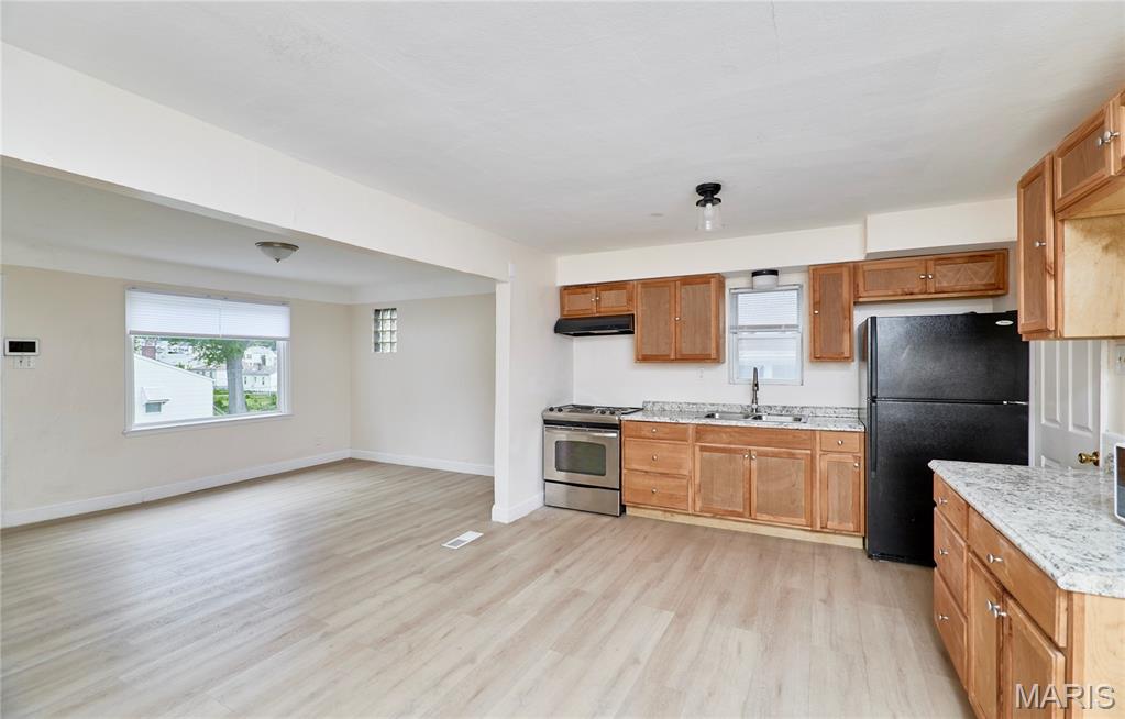 7536 Eunice Avenue Property Photo 17
