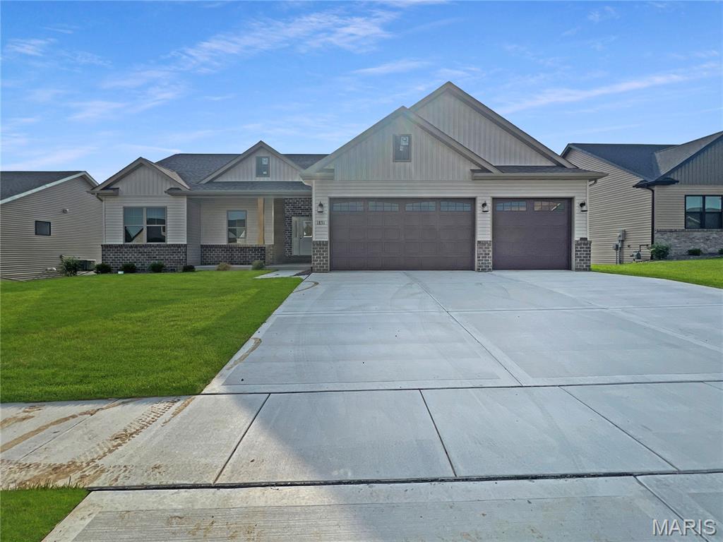 1831 Wellington Lane Property Photo 1