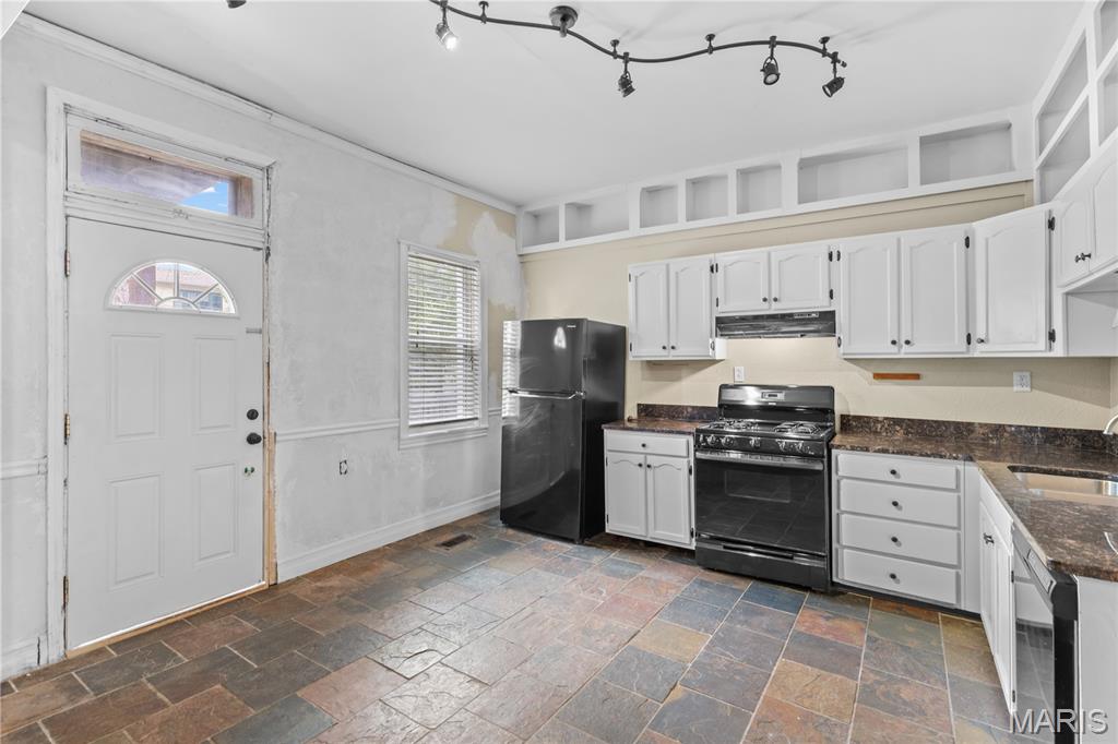 4058 Botanical Avenue Property Photo 12