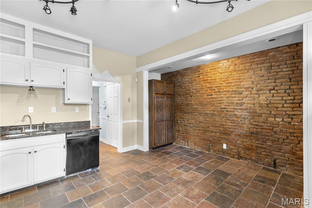 4058 Botanical Avenue Property Photo 15