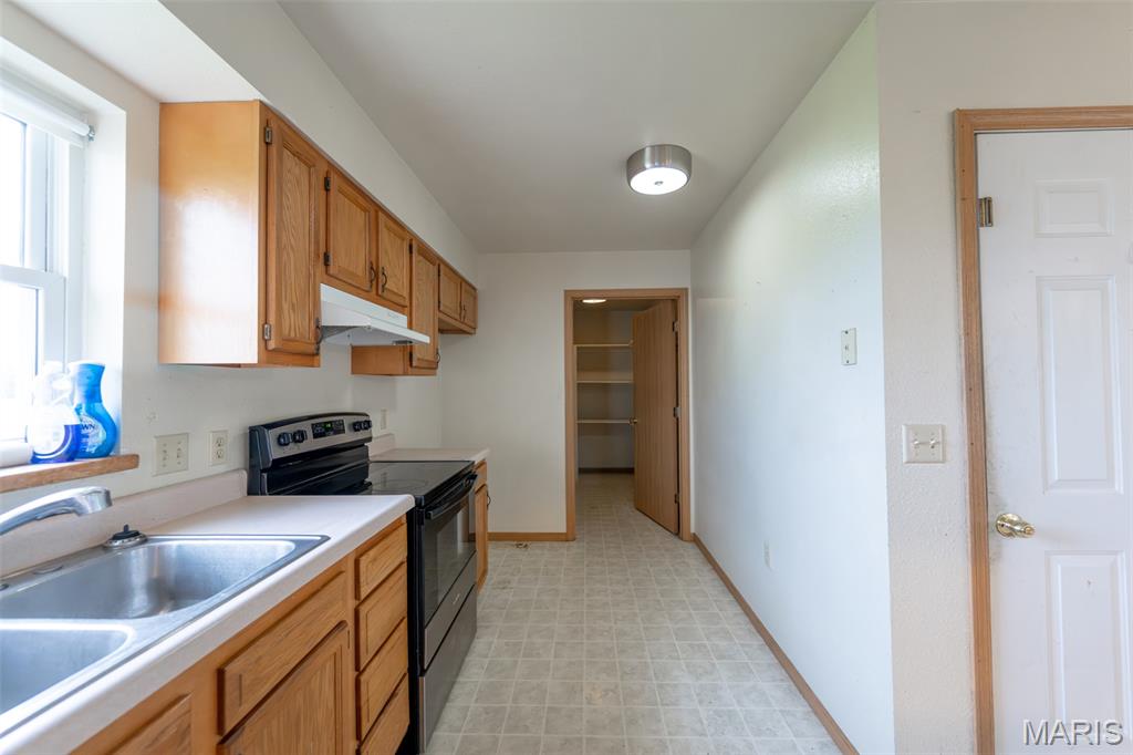 318 E W&w Circle Drive Property Photo 10