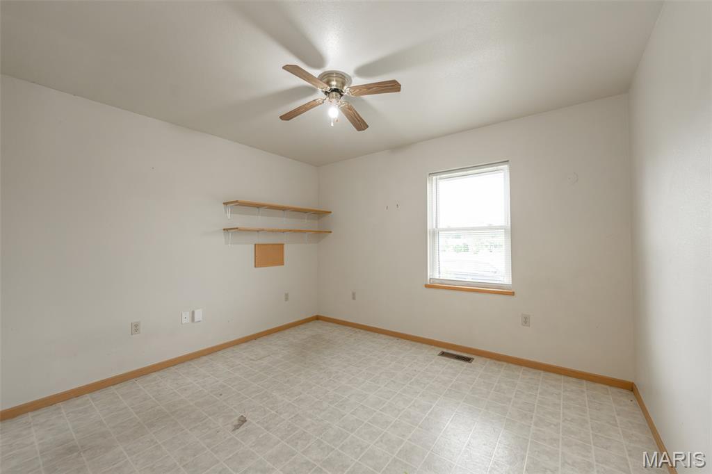 318 E W&w Circle Drive Property Photo 26