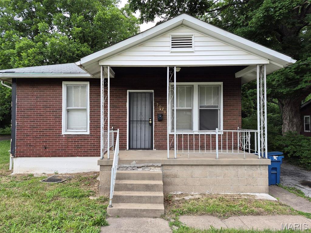 7029 Florence Place Property Photo 1