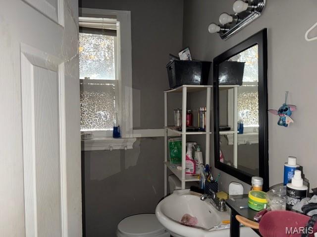 4016 Cora Avenue Property Photo 6