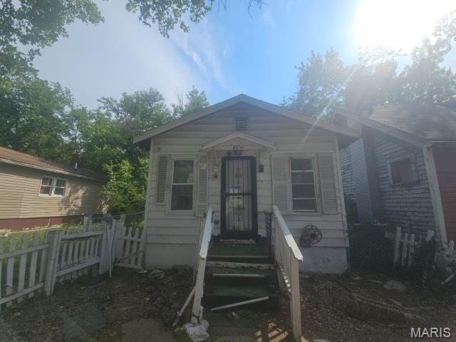 4834 Calvin Avenue Property Photo 1
