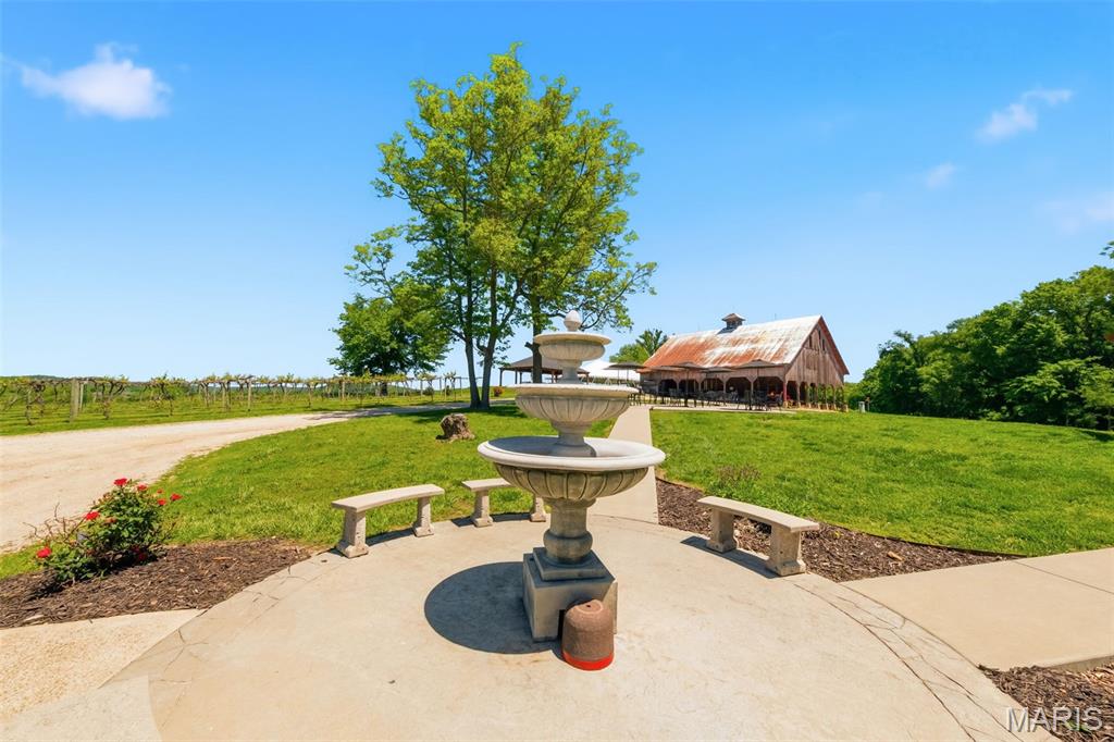 15088 Boone Monument Road Property Photo 2