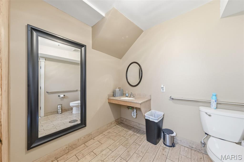 15088 Boone Monument Road Property Photo 14
