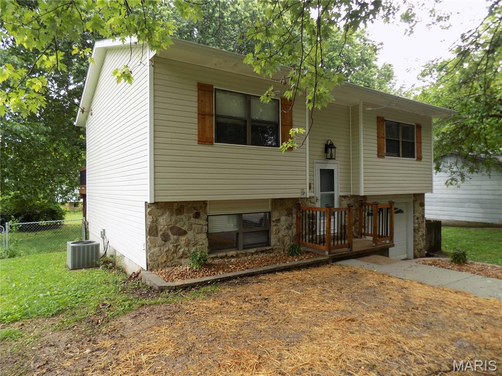 115 Belmont Drive Property Photo 4