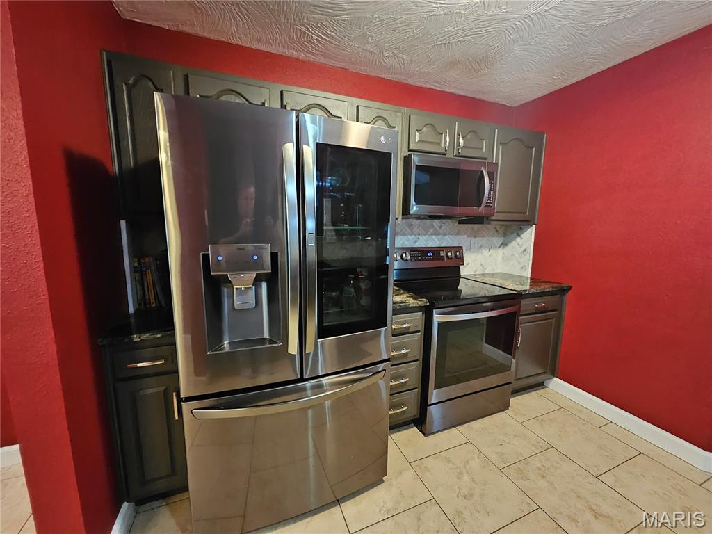 15630 Top Drive Property Photo 7