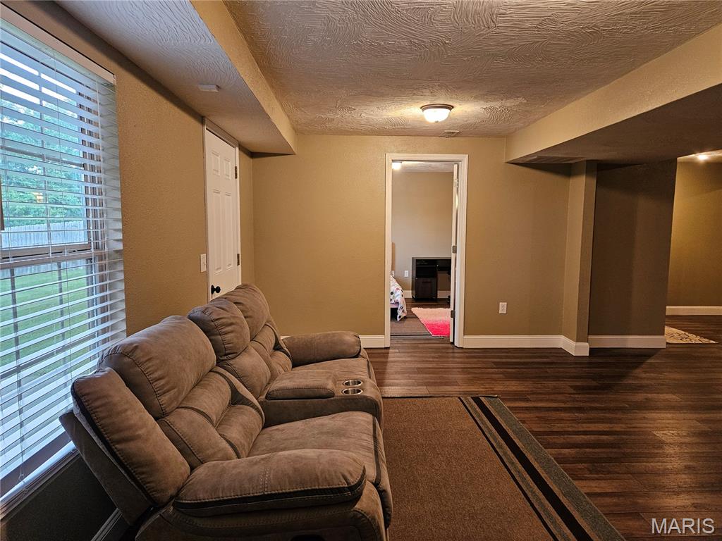 15630 Top Drive Property Photo 24