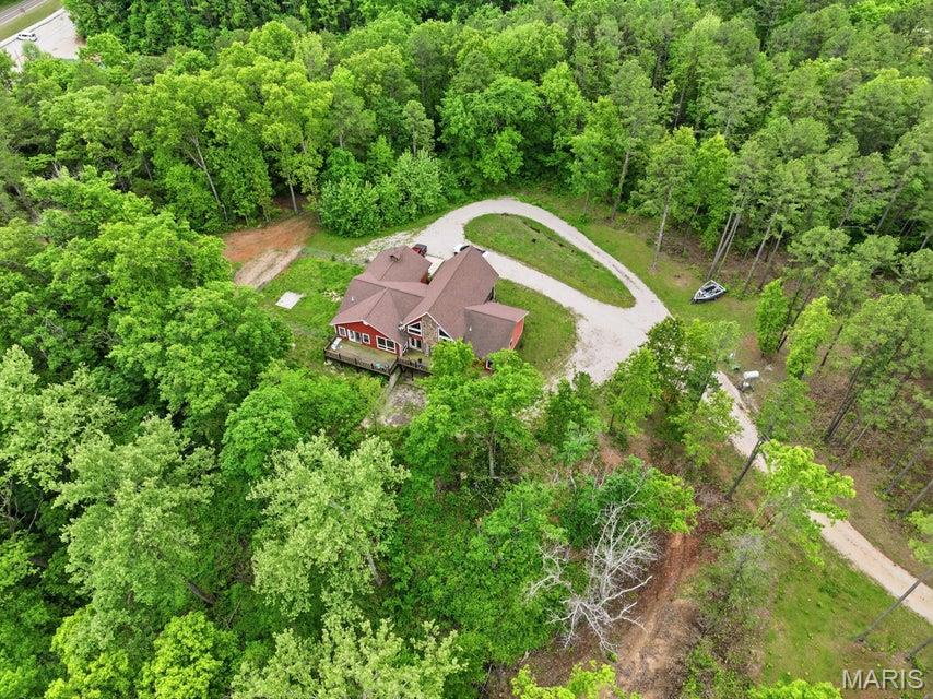 18418 Circle B Road Property Photo 3
