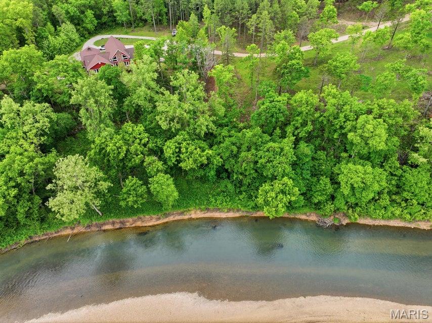 18418 Circle B Road Property Photo 8