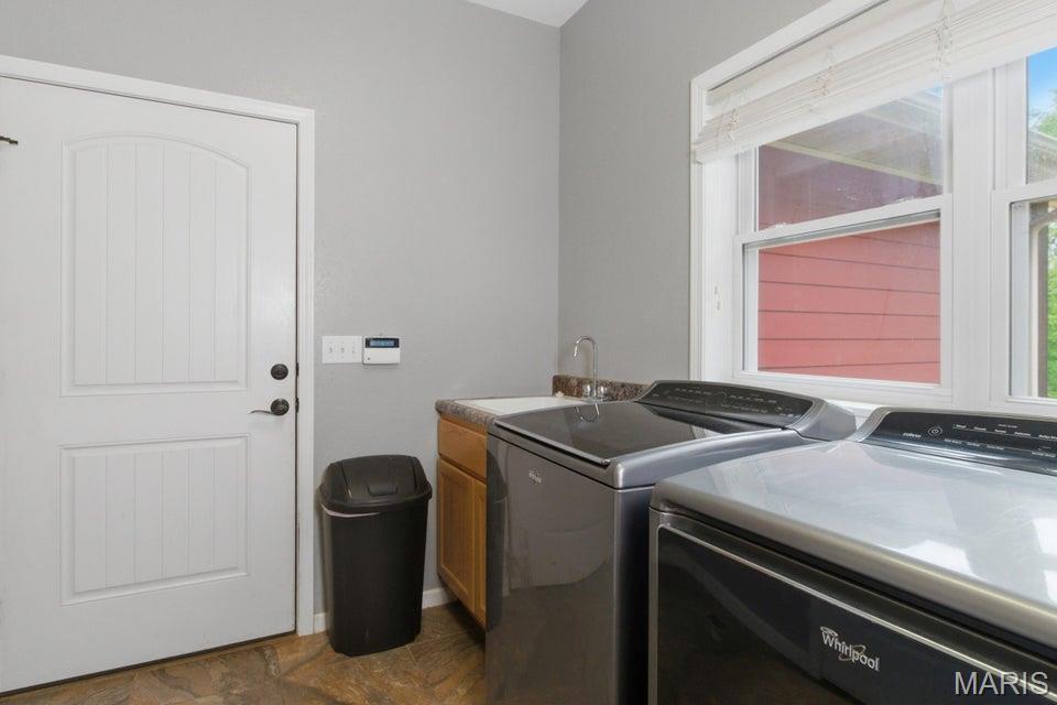 18418 Circle B Road Property Photo 17