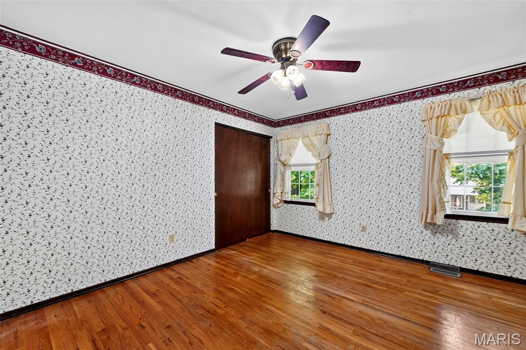 908 Devonshire Lane Property Photo 15