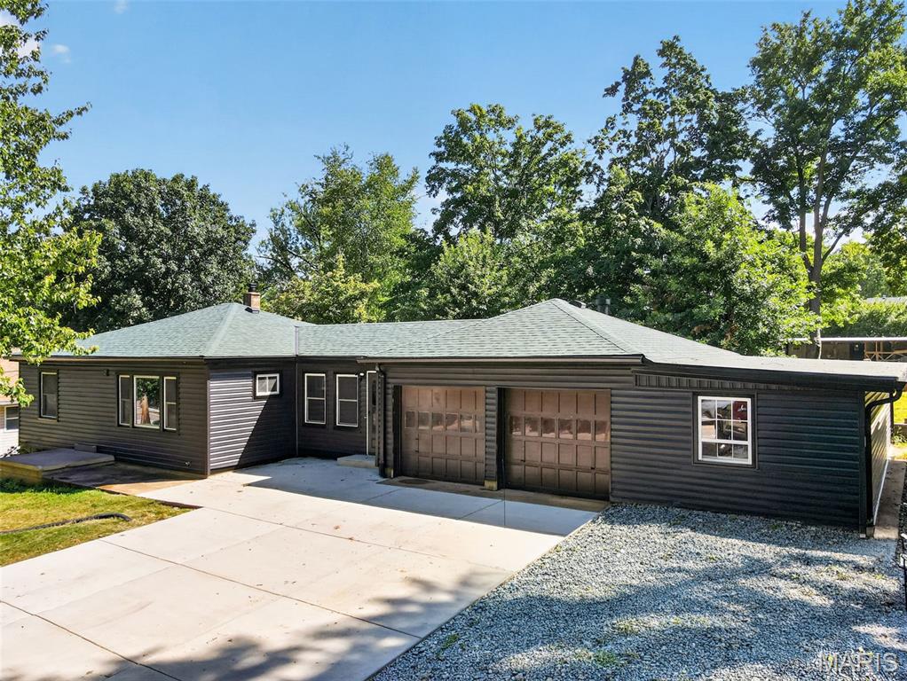310 Cliff Cave Road Property Photo 10