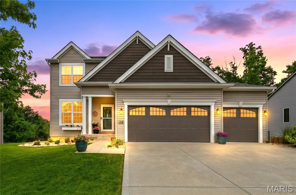 209 Grayleaf Court Property Photo 1