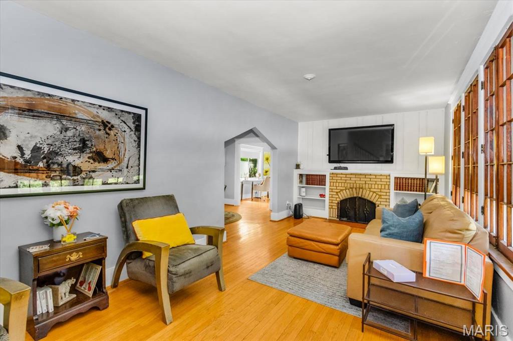 26031520 Property Photo 5
