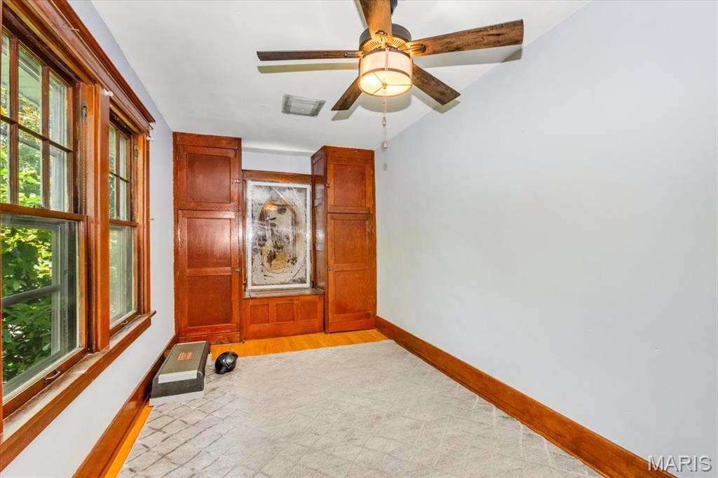 26031520 Property Photo 22