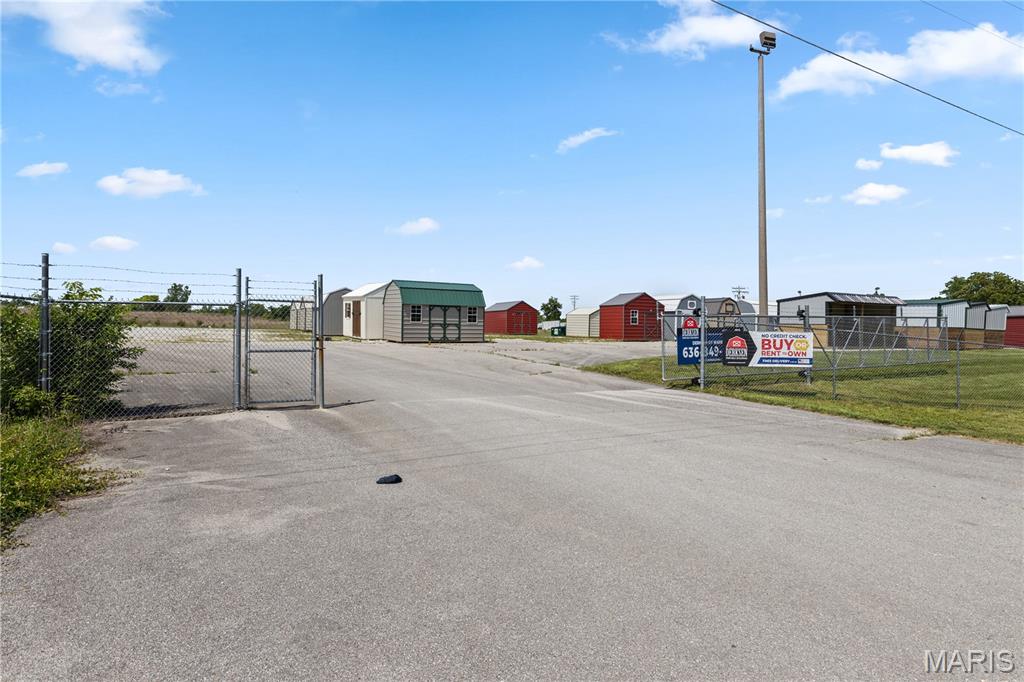 9.5+/- Acres N. Service Rd. Property Photo 17