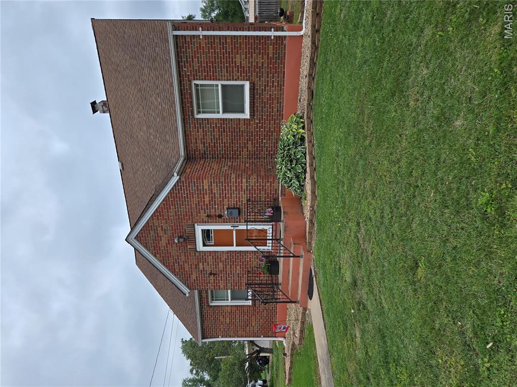 105 S Carleton Street Property Photo 1