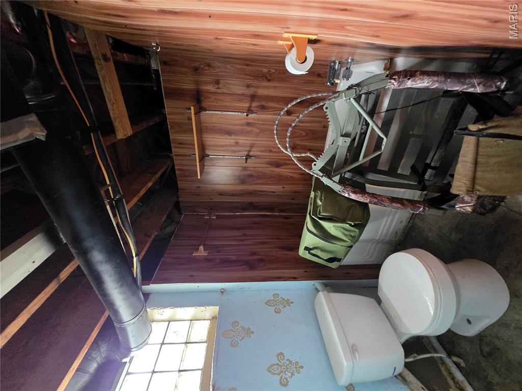 105 S Carleton Street Property Photo 27