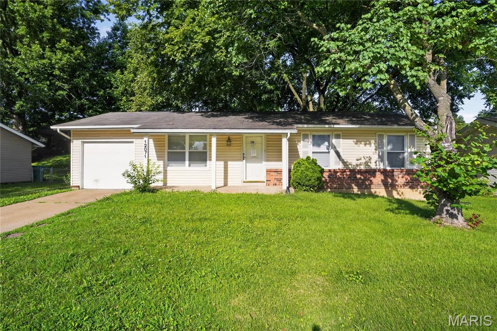 12071 El Camara Drive Property Photo 1