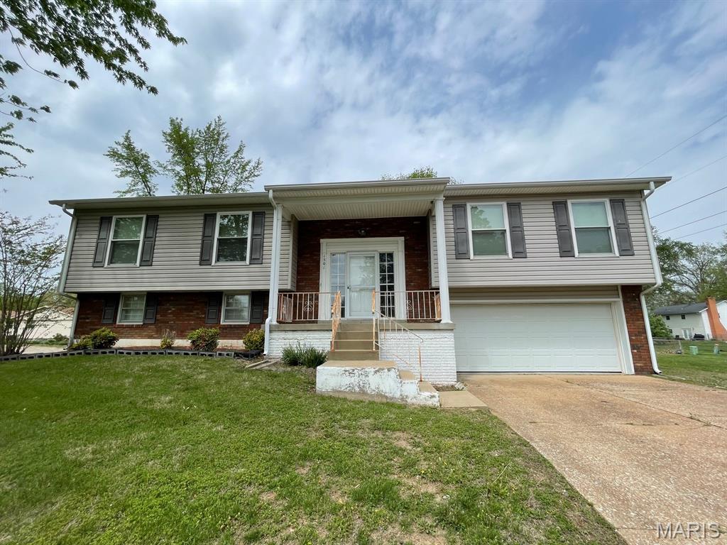 1501 Vicksburg Drive Property Photo 2