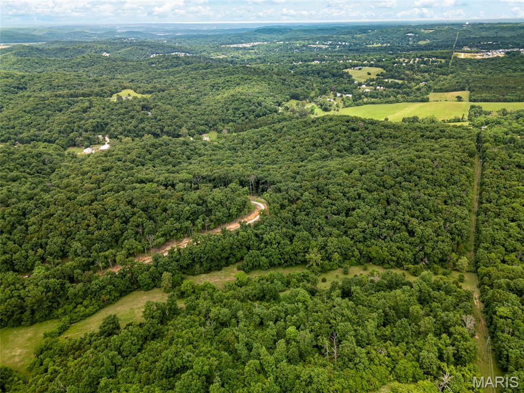 6011 Hidden Acres Road Property Photo 5