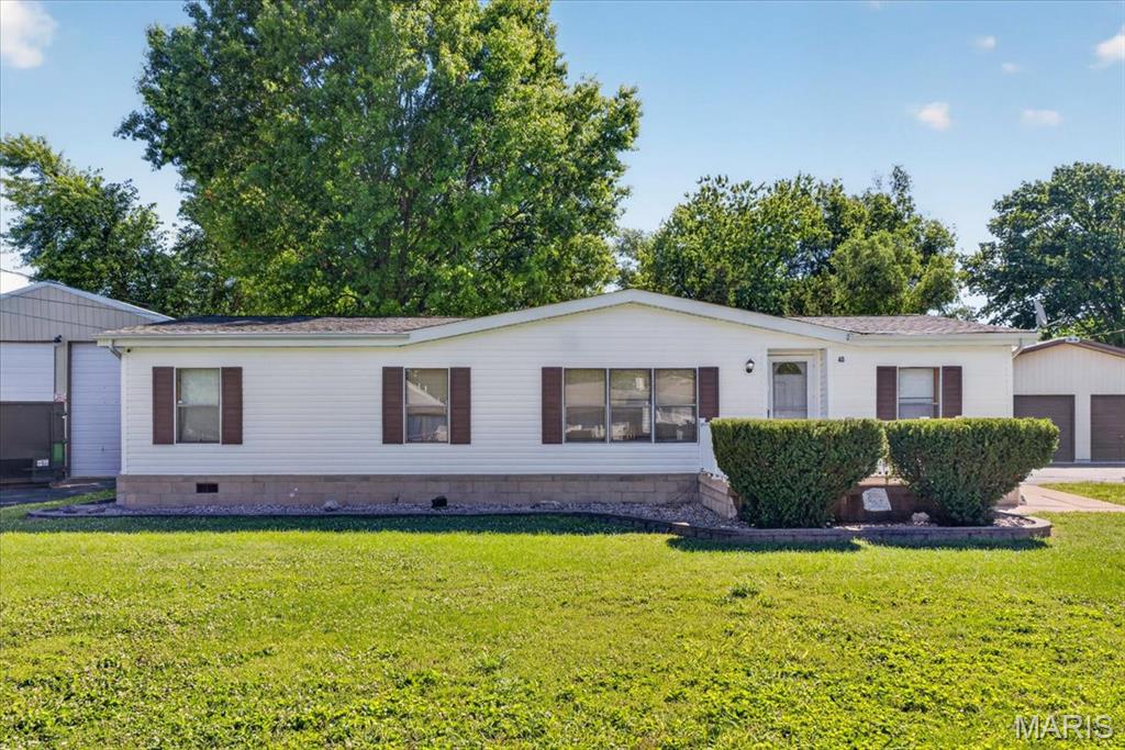 40 Godin Avenue Property Photo 2