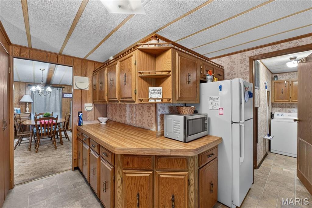 40 Godin Avenue Property Photo 17